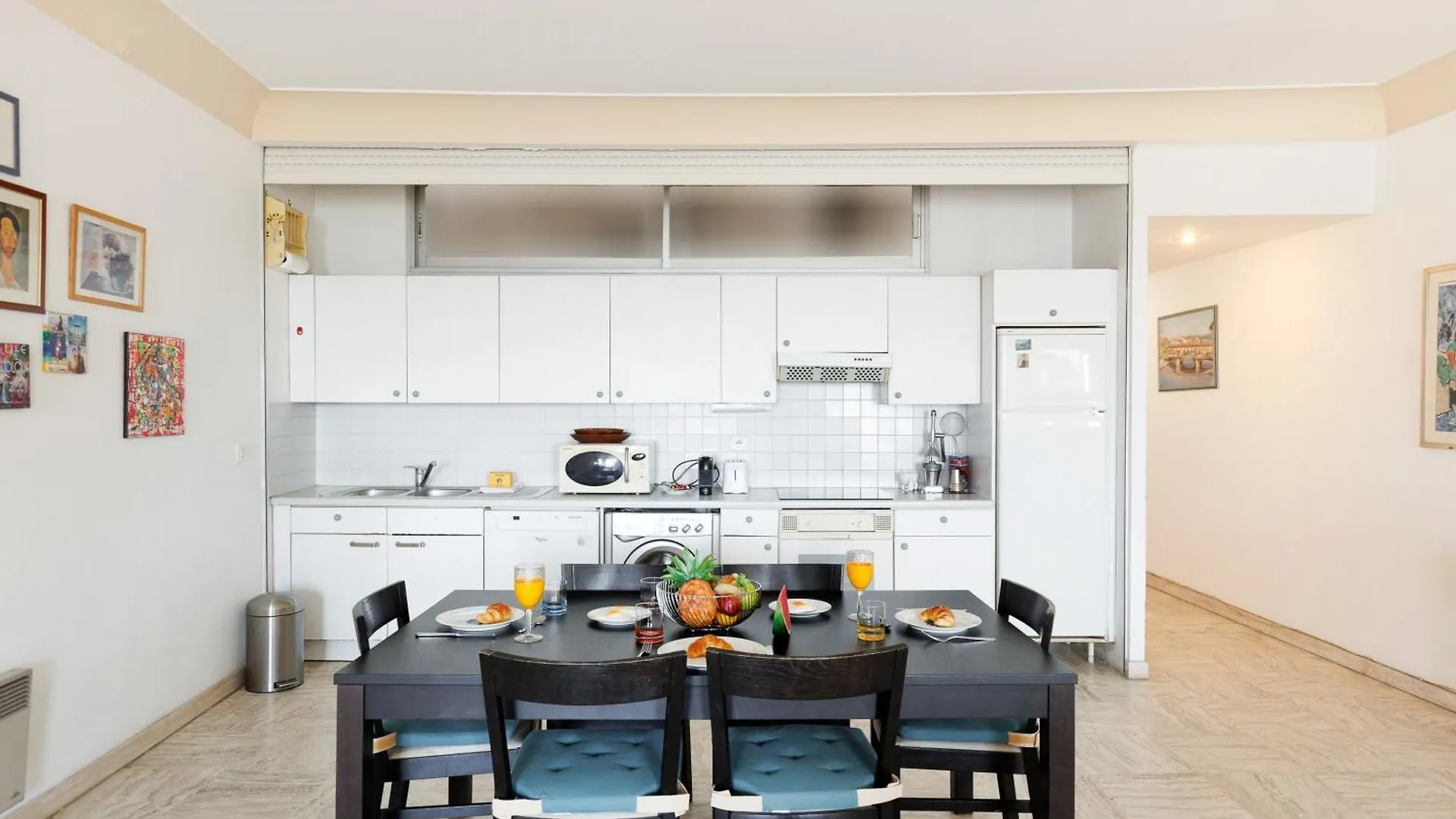 Apartment Una Rosa Blu Yourhosthelper Cannes France