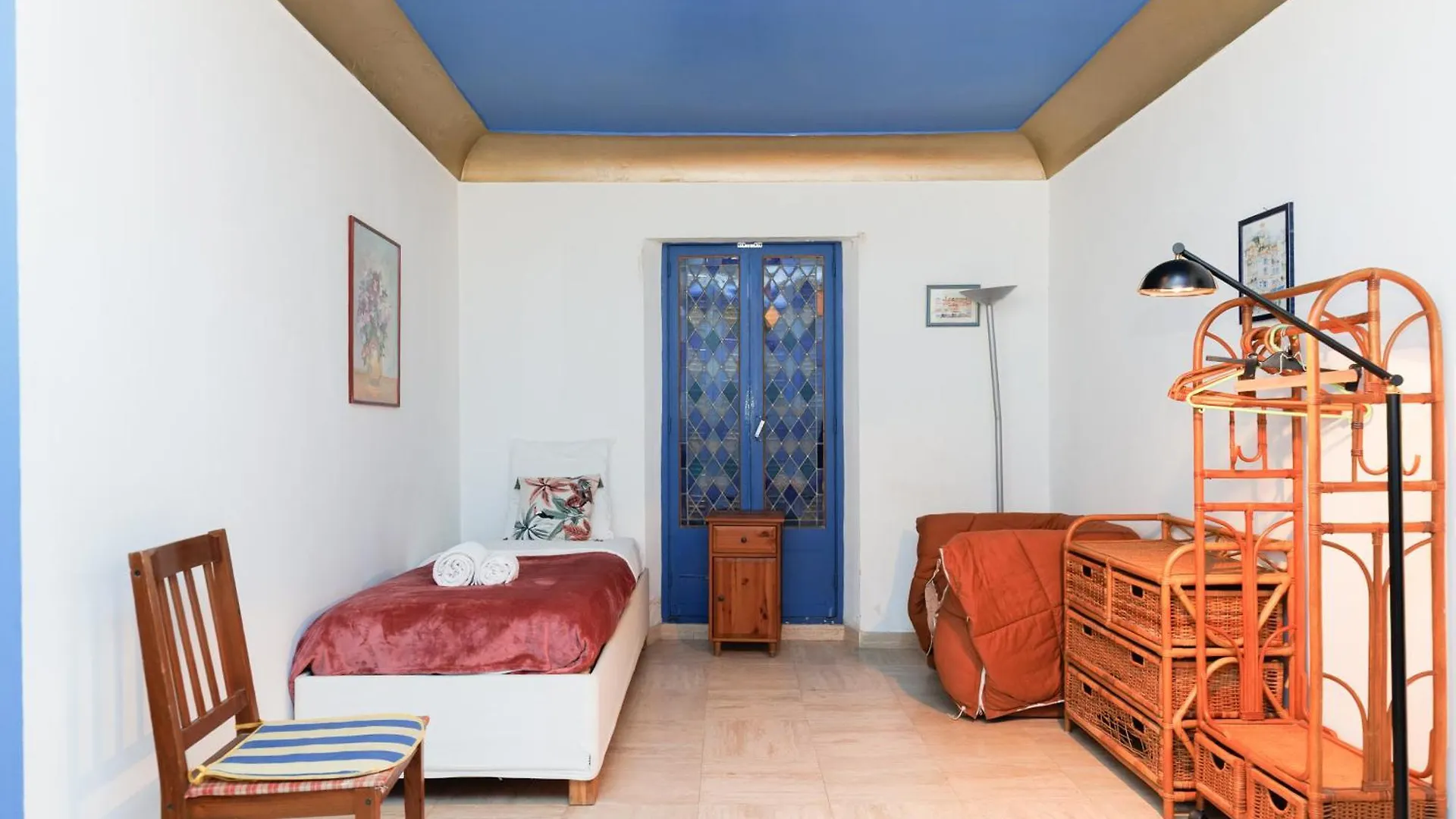 Una Rosa Blu Yourhosthelper Cannes Apartment